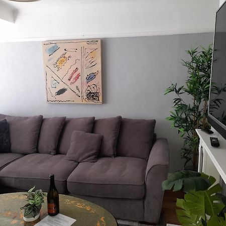 הוילה Bright 4-Bed House 15 Min To Manchester Centre מראה חיצוני תמונה
